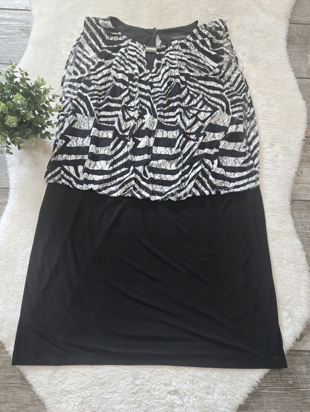 Perceptions Woman Black & White Pattern Sleeveless Blouson Party Dress, Size 20W